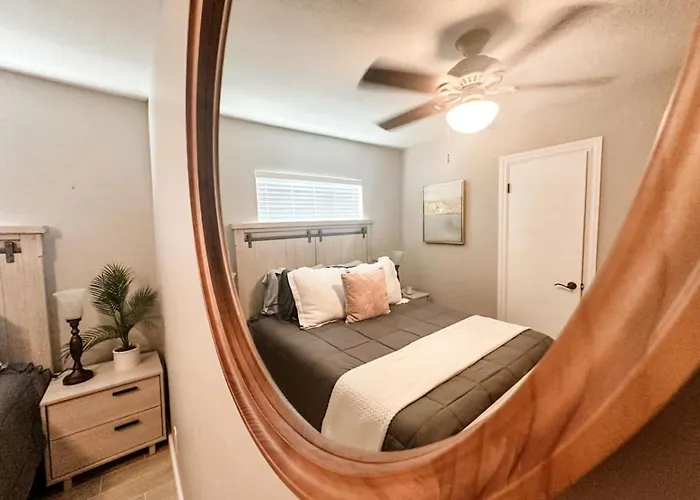 Central, 3 Bedroom 1 Ba, Fenced Yard, Carport, Cozy Сasa de vacaciones Tucson
